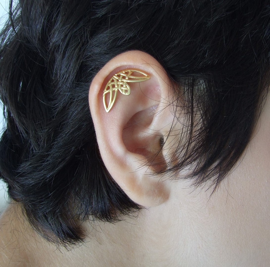 14k White Gold Spirals Helix Earring