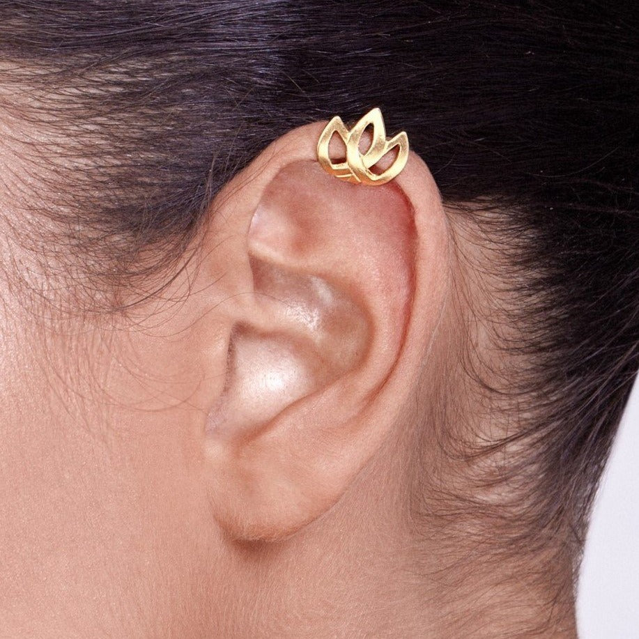 14k Gold Celtic Tulip Ear Cuff