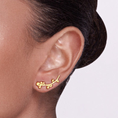 gold berries stud earrings